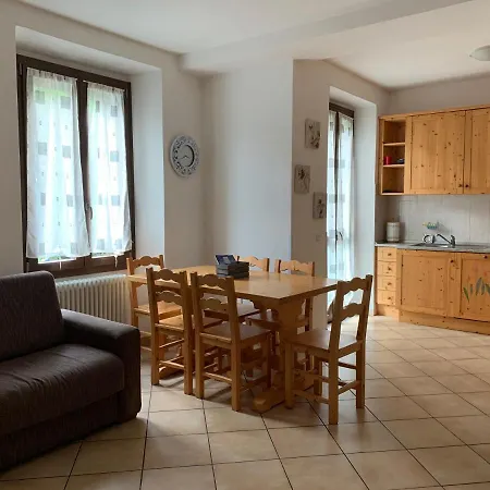Apartment Sole E Lago